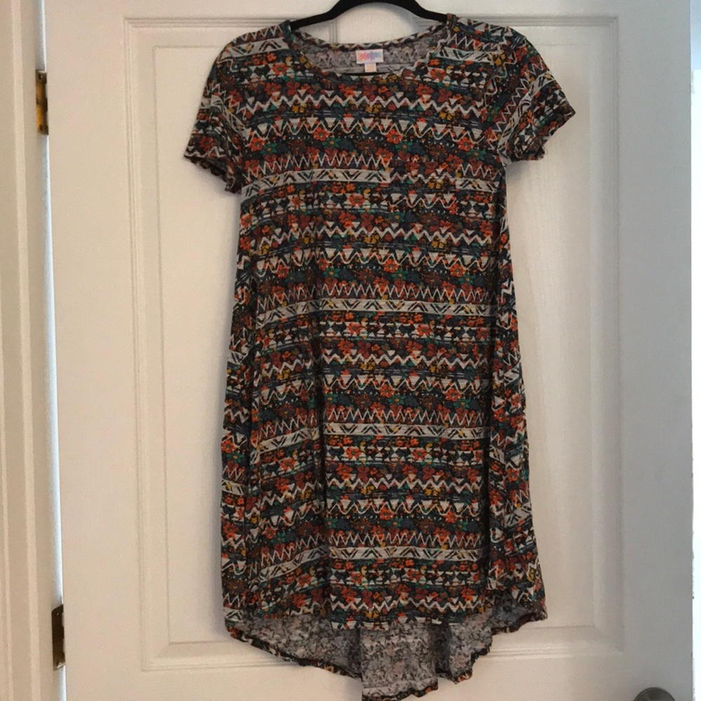 Lularoe carly fun stripes floral pattern zig zag